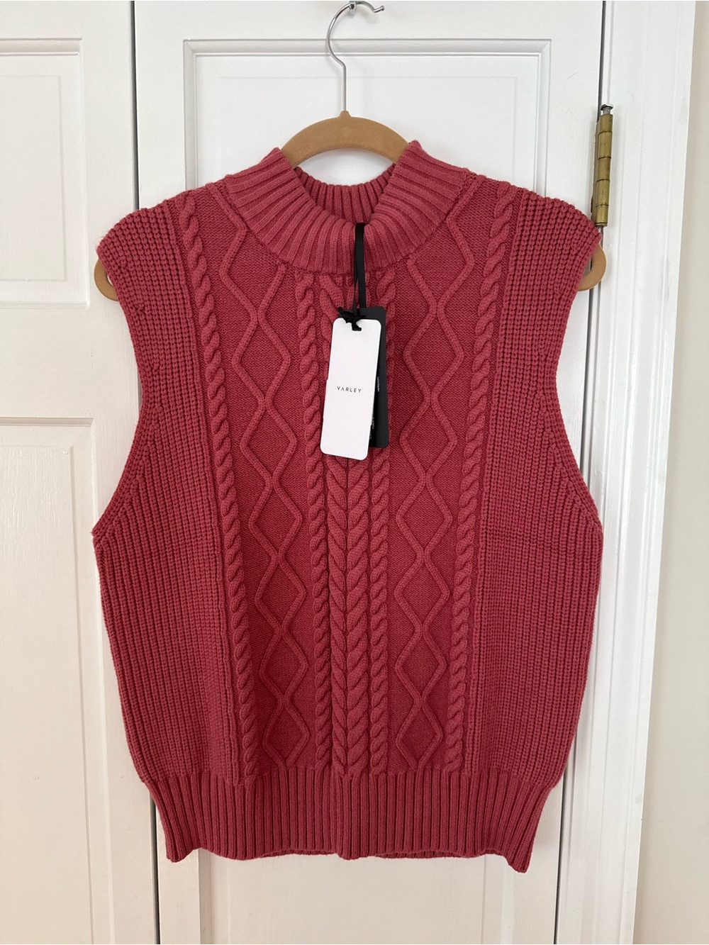 Varley Cable-Knit Sleeveless Crew in Rosewood
